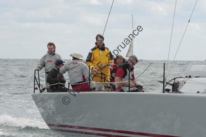MB09-U5B8556