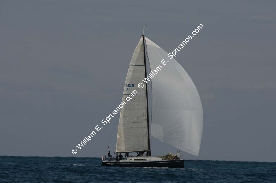 9U5B2335