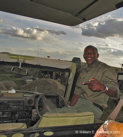 296-Serengeti Guide  G11-3148
