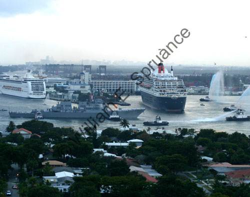 Queen-Mary-2-3587